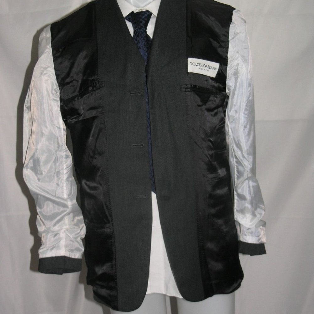 Dolce & Gabbana Three Button Flat Front Suit 40r - image 8